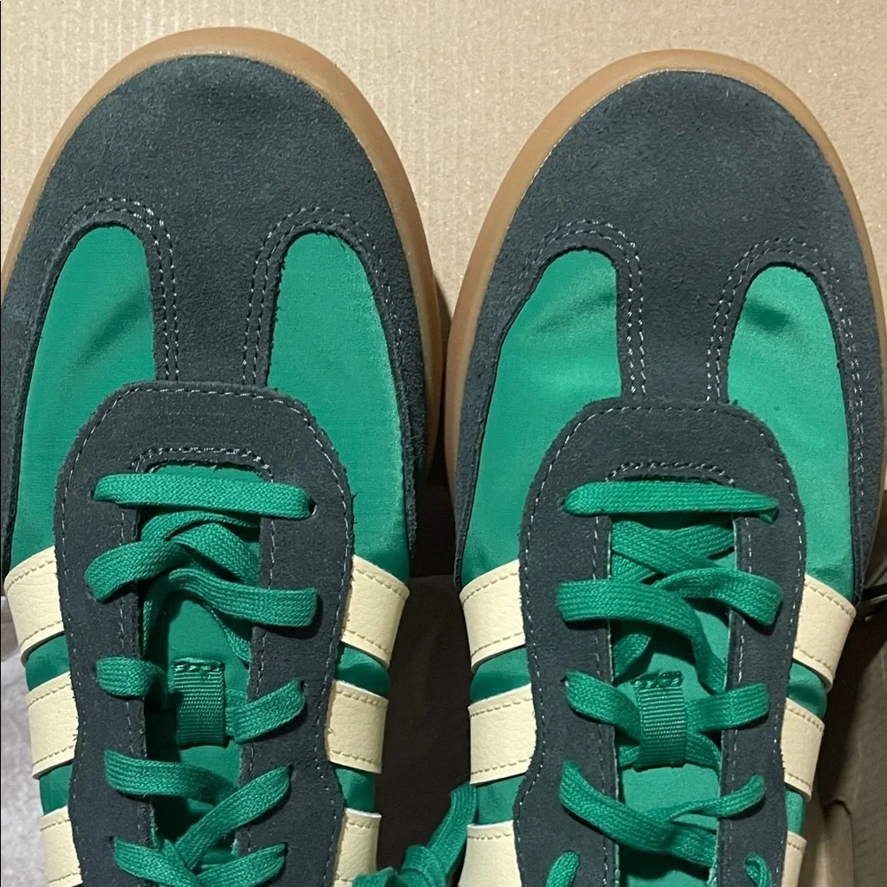 NWT Adidas Men’s Barreda Decode Sneaker Size 9
